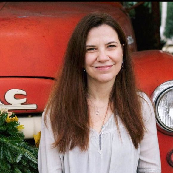 Meet your Posher, Karen - Picture 1 of 1